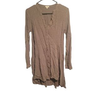 En Crème Green Long Sleeve Button Up Tunic Top Size Medium